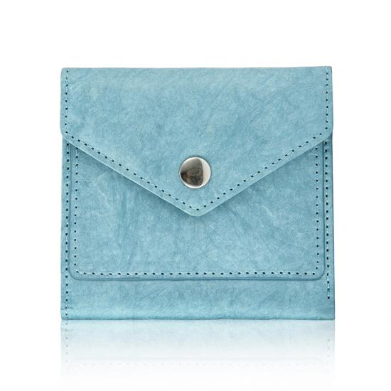 Compact bifold wallet for women